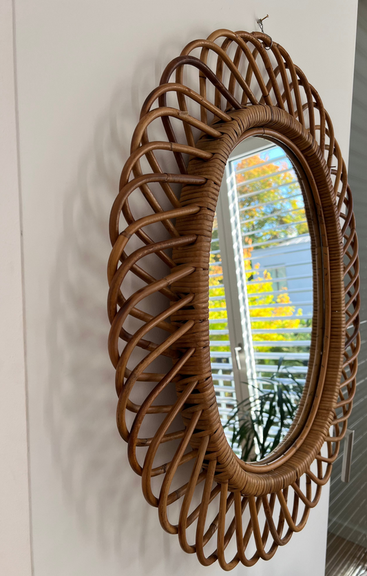 Albini bamboo mirror